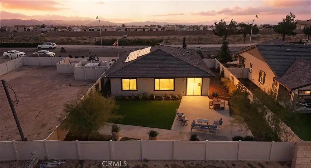 3223 E Avenue J-4 Drive, Lancaster, California 93535 home-pic-33
