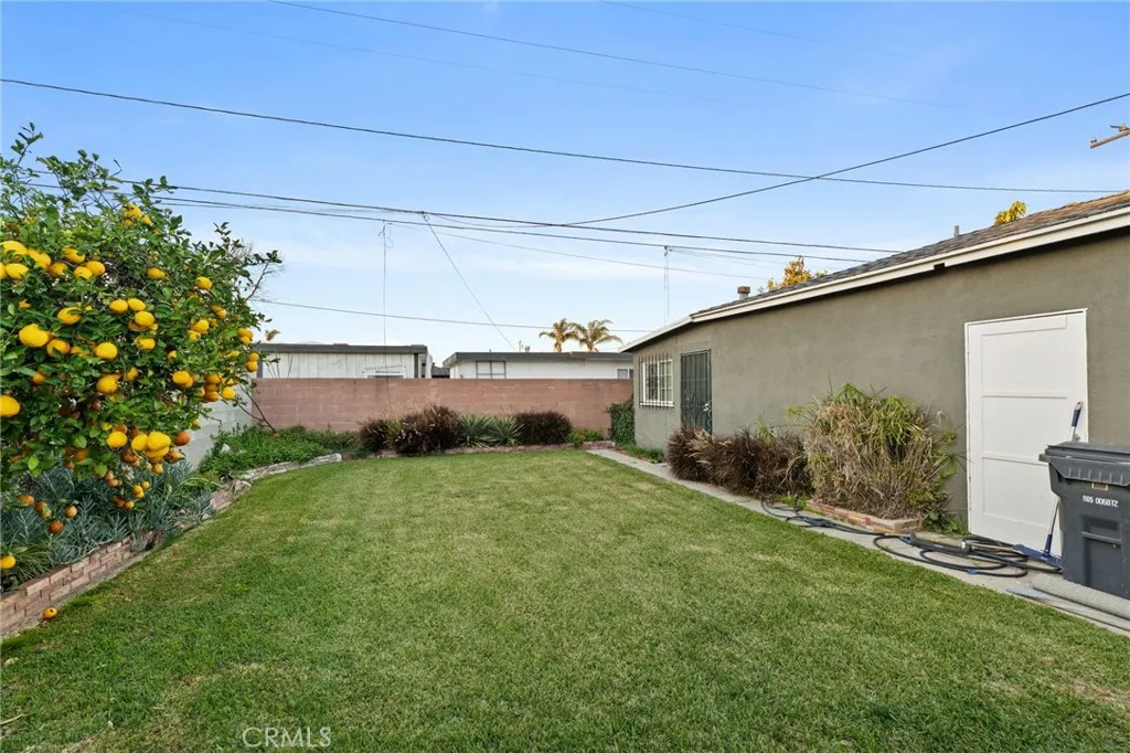 531 W Palmer, Compton, California 90220 home-pic-5