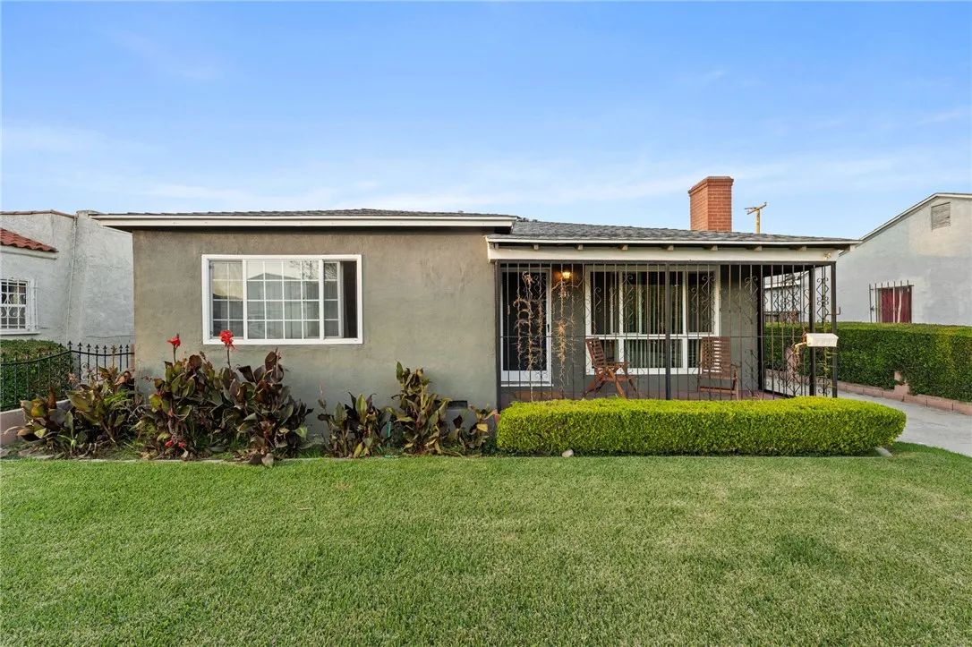 531 W Palmer, Compton, California 90220 home-pic-1