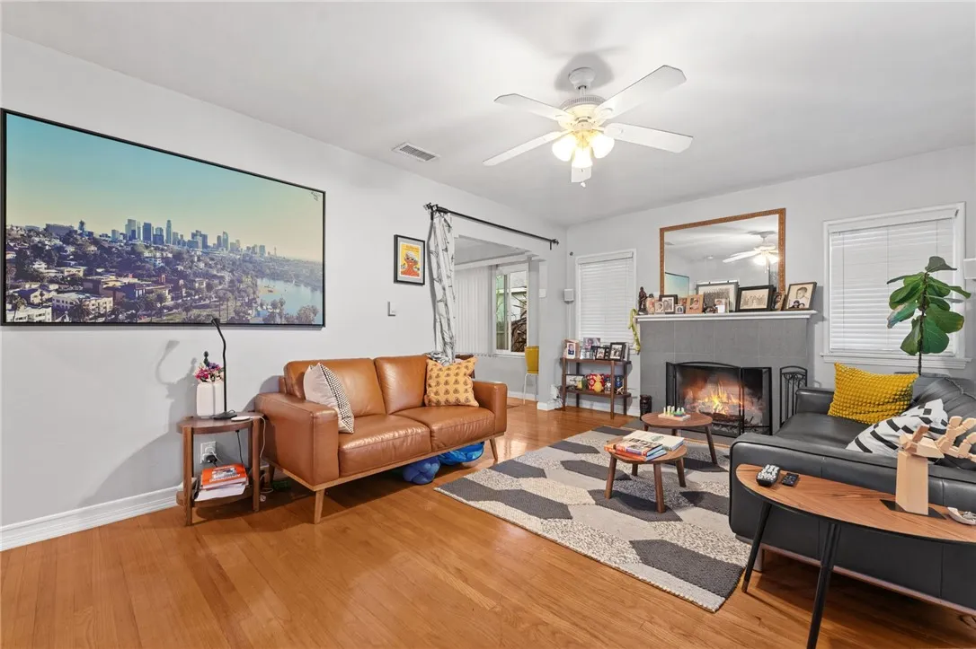 531 W Palmer, Compton, California 90220 home-pic-24