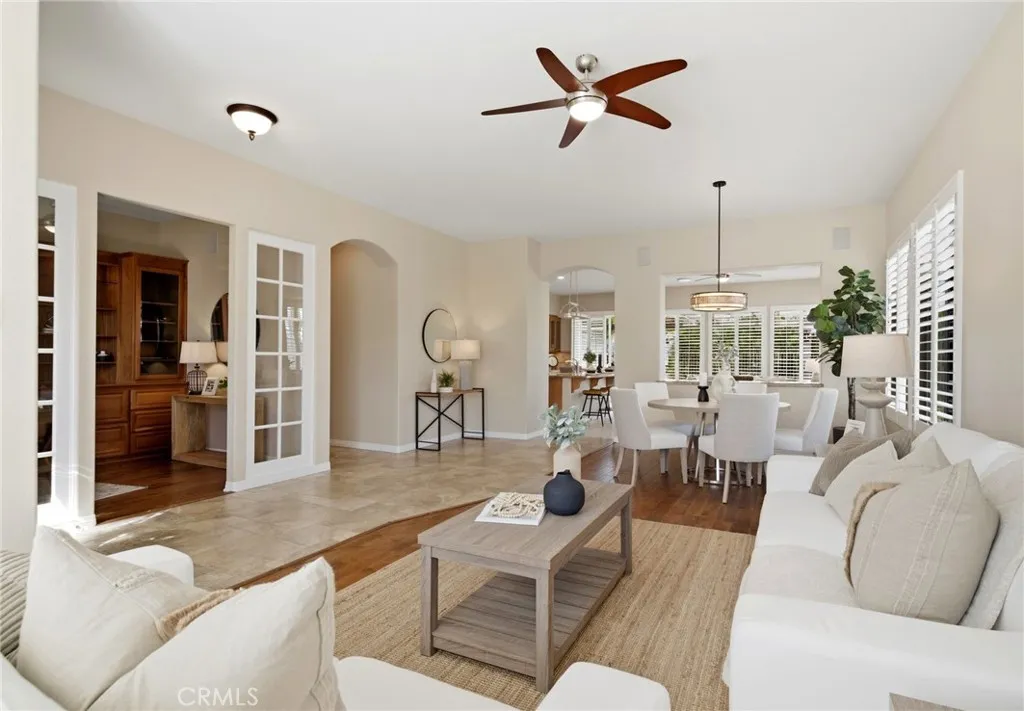 42715 Mountain Shadow Road, Murrieta, California 92562 home-pic-10