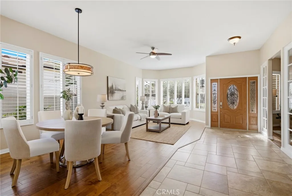 42715 Mountain Shadow Road, Murrieta, California 92562 home-pic-8