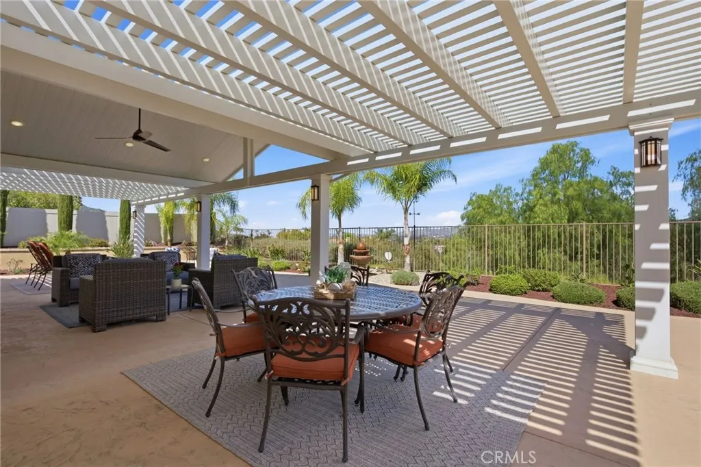 42715 Mountain Shadow Road, Murrieta, California 92562 home-pic-37