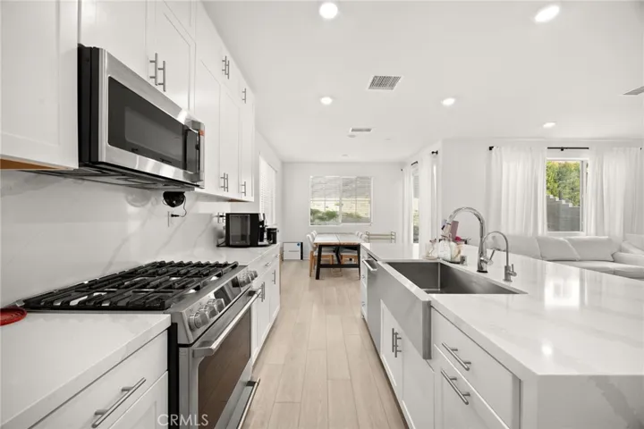 721 Crested Lark, Rancho Mission Viejo, California 92694