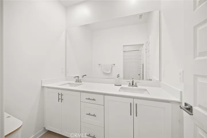 721 Crested Lark, Rancho Mission Viejo, California 92694