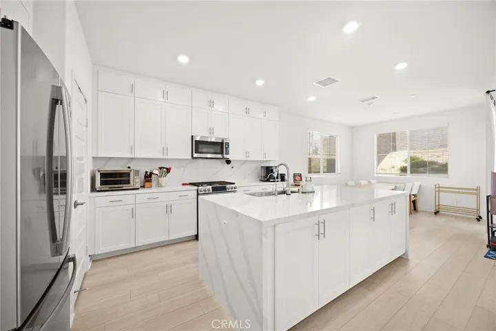 721 Crested Lark, Rancho Mission Viejo, California 92694