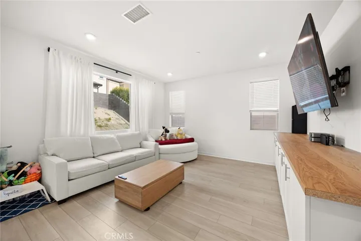 721 Crested Lark, Rancho Mission Viejo, California 92694