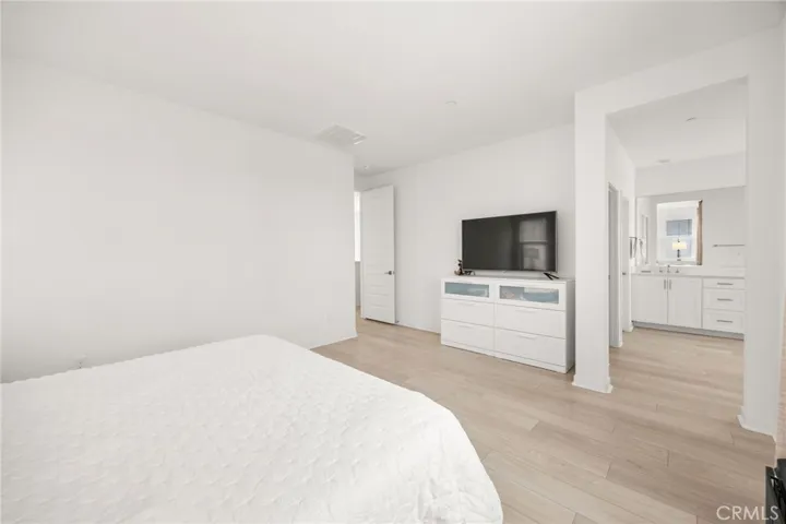721 Crested Lark, Rancho Mission Viejo, California 92694