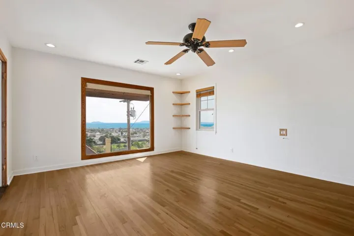 11-Living Room