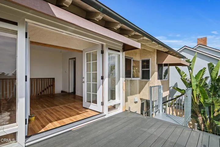 18-Balcony