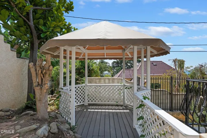 36-Pergola