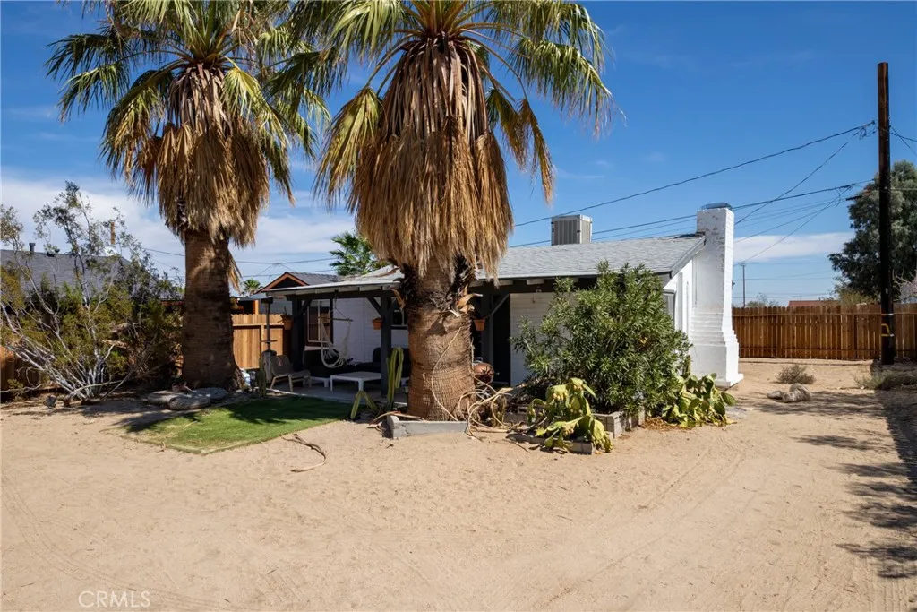 6443 Valley View Street, Joshua Tree, California 92252 home-pic-26