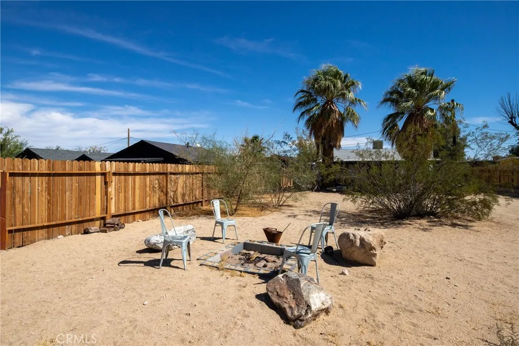 6443 Valley View Street, Joshua Tree, California 92252 home-pic-23
