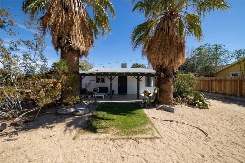 6443 Valley View Street, Joshua Tree, California 92252 home-pic-3