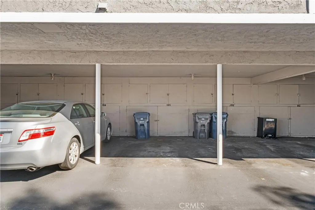 8415 Benjamin Drive, Huntington Beach, California 92647 home-pic-17