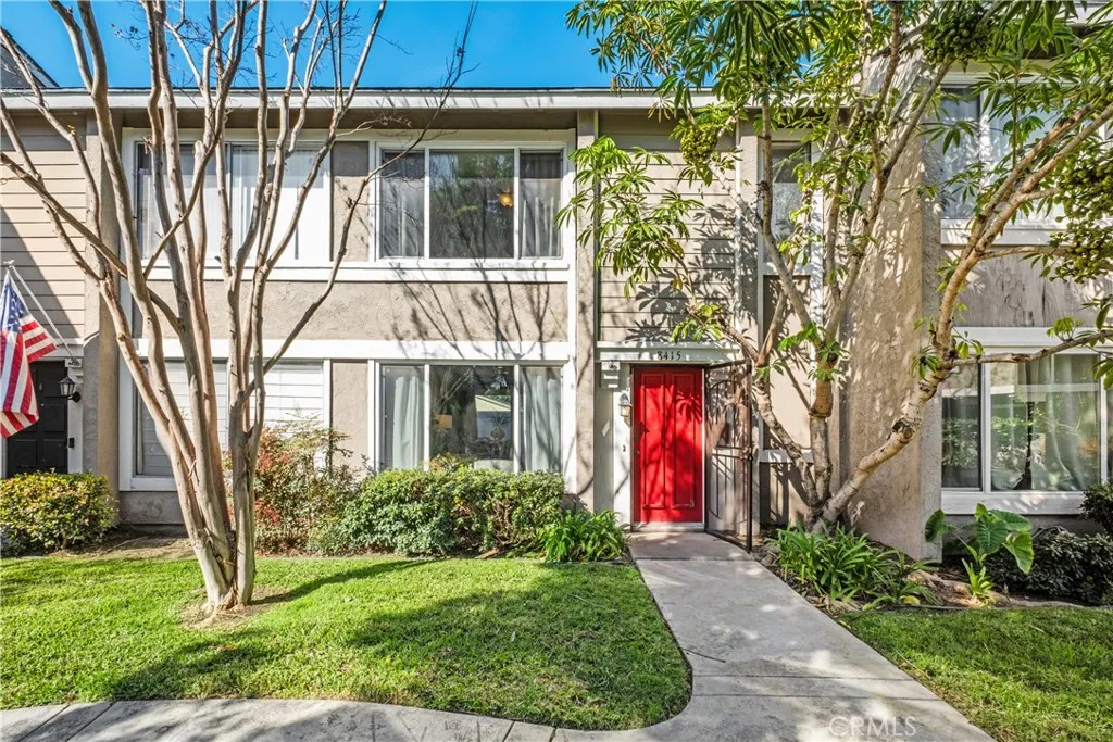 8415 Benjamin Drive, Huntington Beach, California 92647 home-pic-16