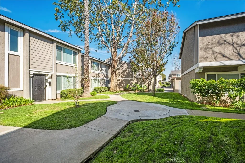 8415 Benjamin Drive, Huntington Beach, California 92647 home-pic-22