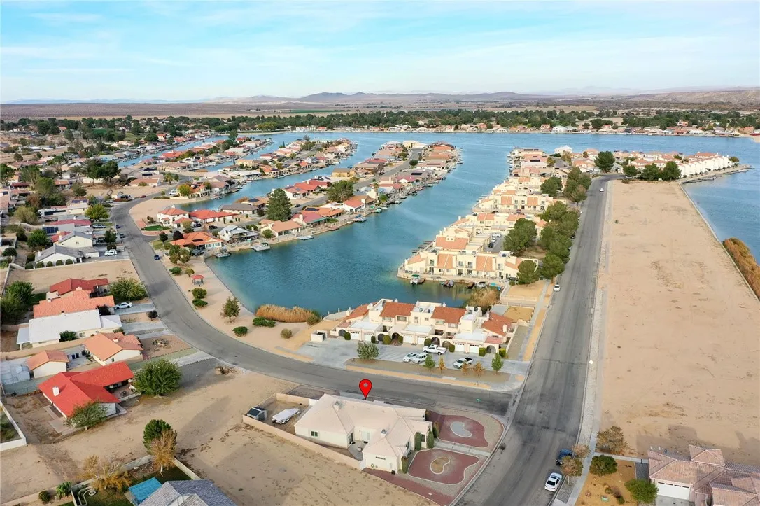 14396 Nautical Lane, Helendale, California 92342 home-pic-42