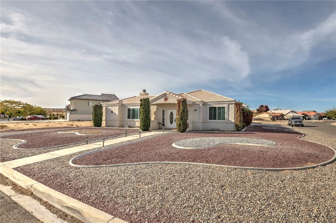 14396 Nautical Lane, Helendale, California 92342 home-pic-3