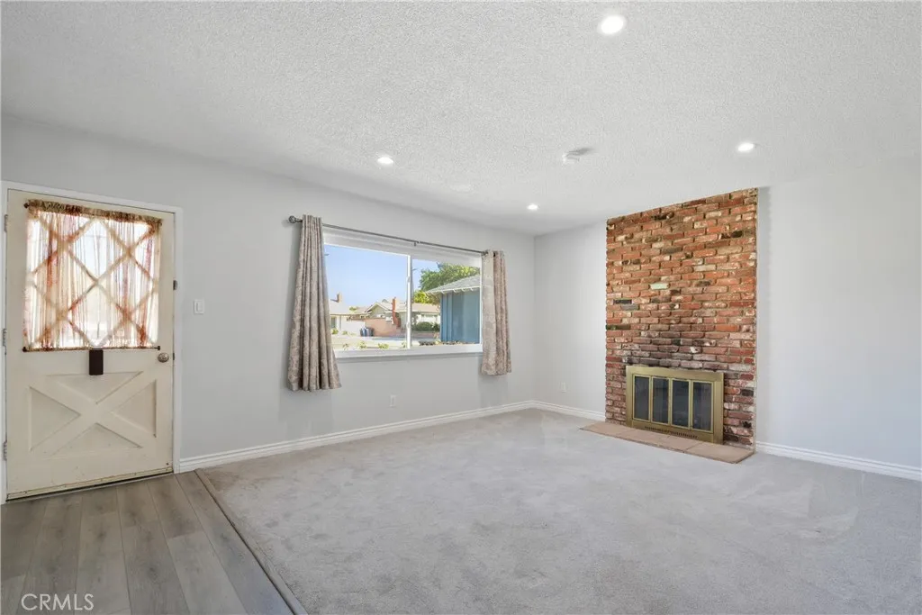 5316 Emerald Street, Torrance, California 90503 home-pic-4