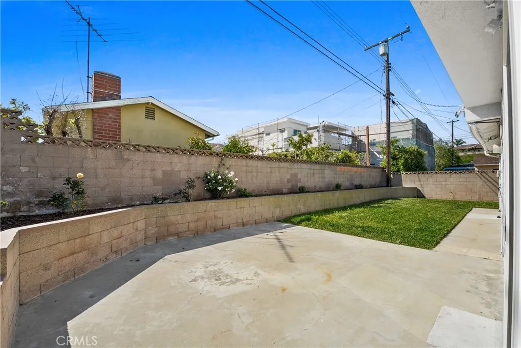 5316 Emerald Street, Torrance, California 90503 home-pic-22