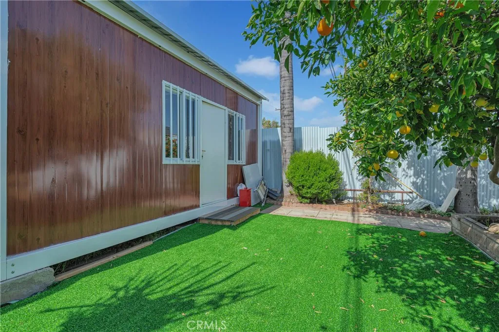 927 N Glenn, Ontario, California 91764 home-pic-36