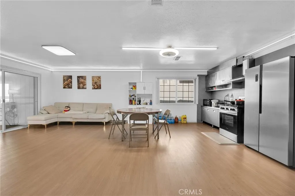 927 N Glenn, Ontario, California 91764 home-pic-11