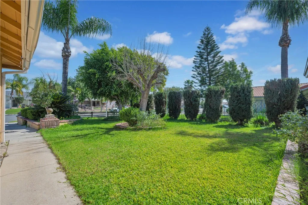 927 N Glenn, Ontario, California 91764 home-pic-3