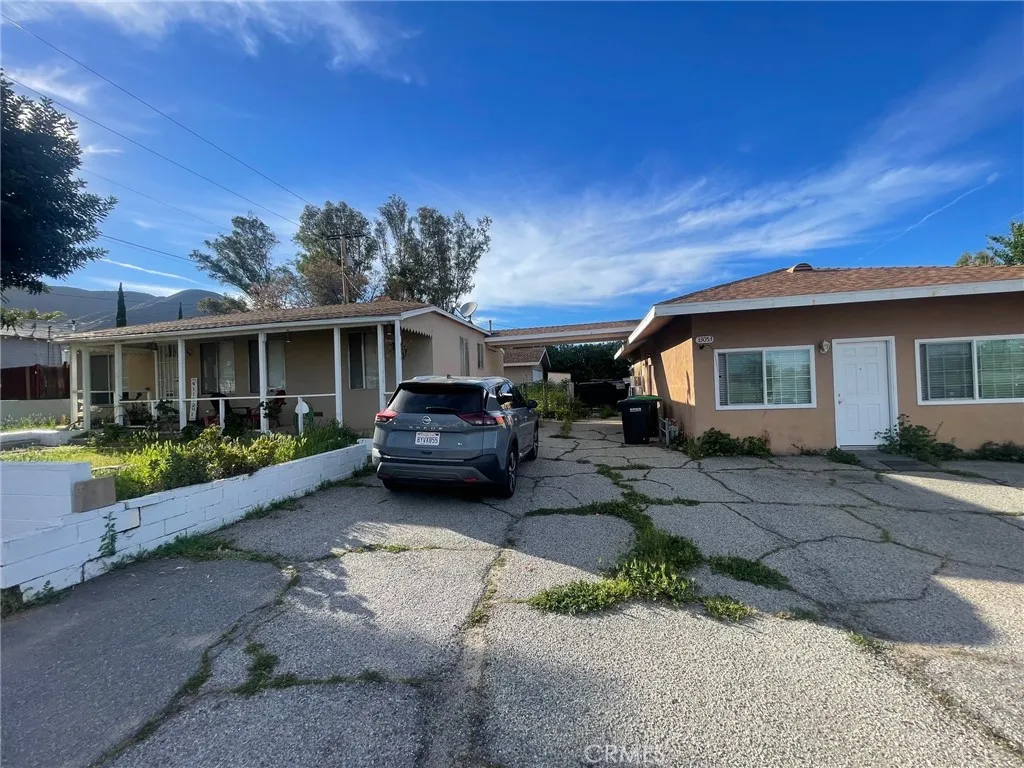 33053 Blackwell, Lake Elsinore, California 92530 home-pic-2