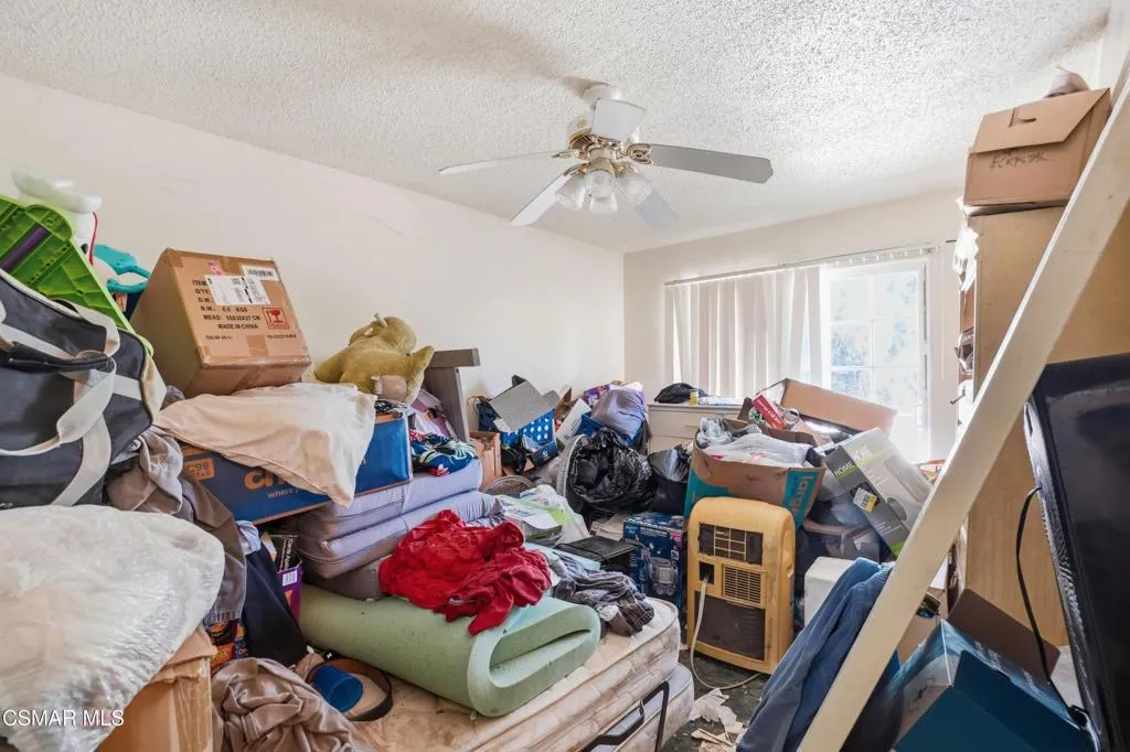 13676 Shablow Avenue, Sylmar, California 91342 home-pic-16