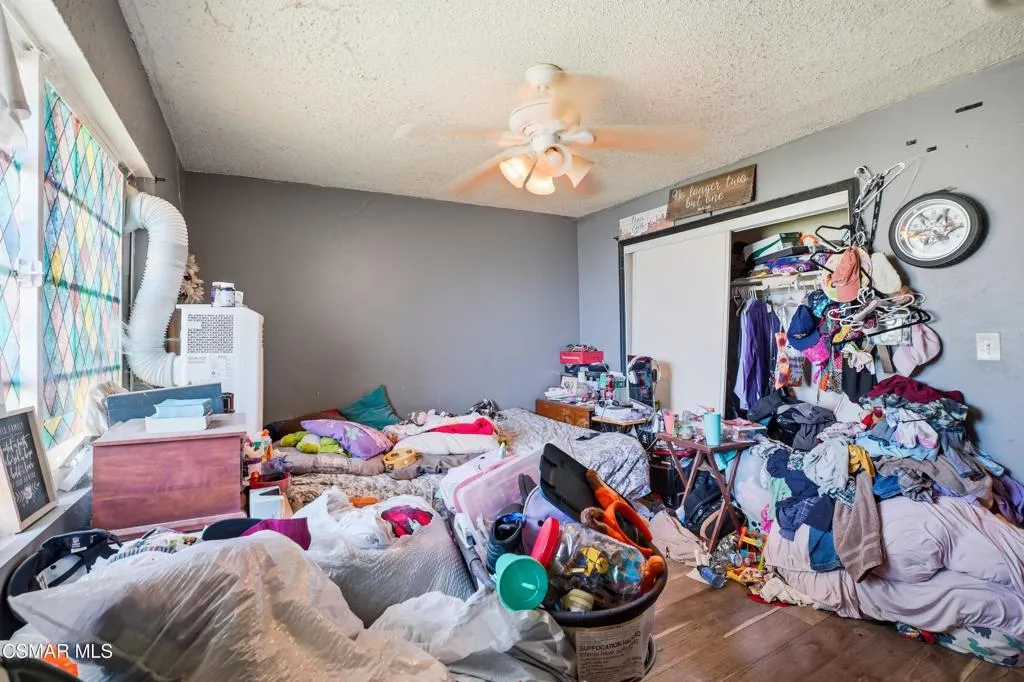 13676 Shablow Avenue, Sylmar, California 91342 home-pic-18