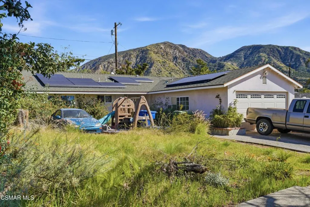 13676 Shablow Avenue, Sylmar, California 91342 home-pic-2