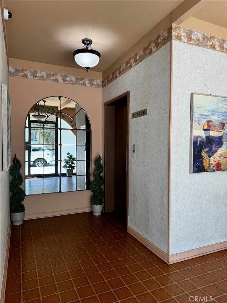 191 Kennebec 403, Long Beach, California 90803 home-pic-23