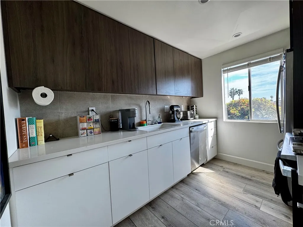 191 Kennebec 403, Long Beach, California 90803 home-pic-5