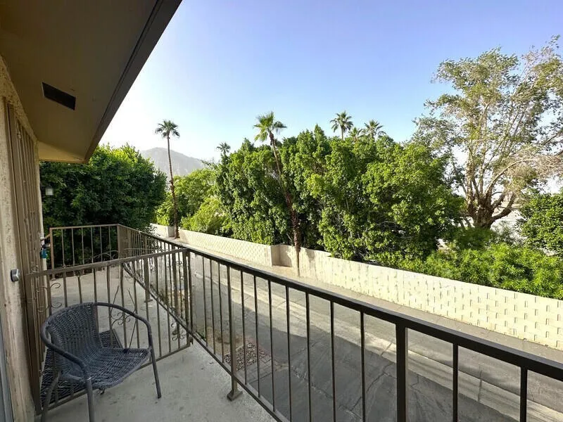 72714 Willow Street 4, Palm Desert, California 92260 home-pic-9