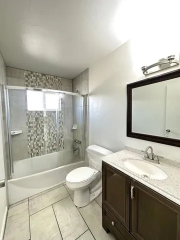 4f51dd49-c69b-42a2-93a9-30bbec69ca3f