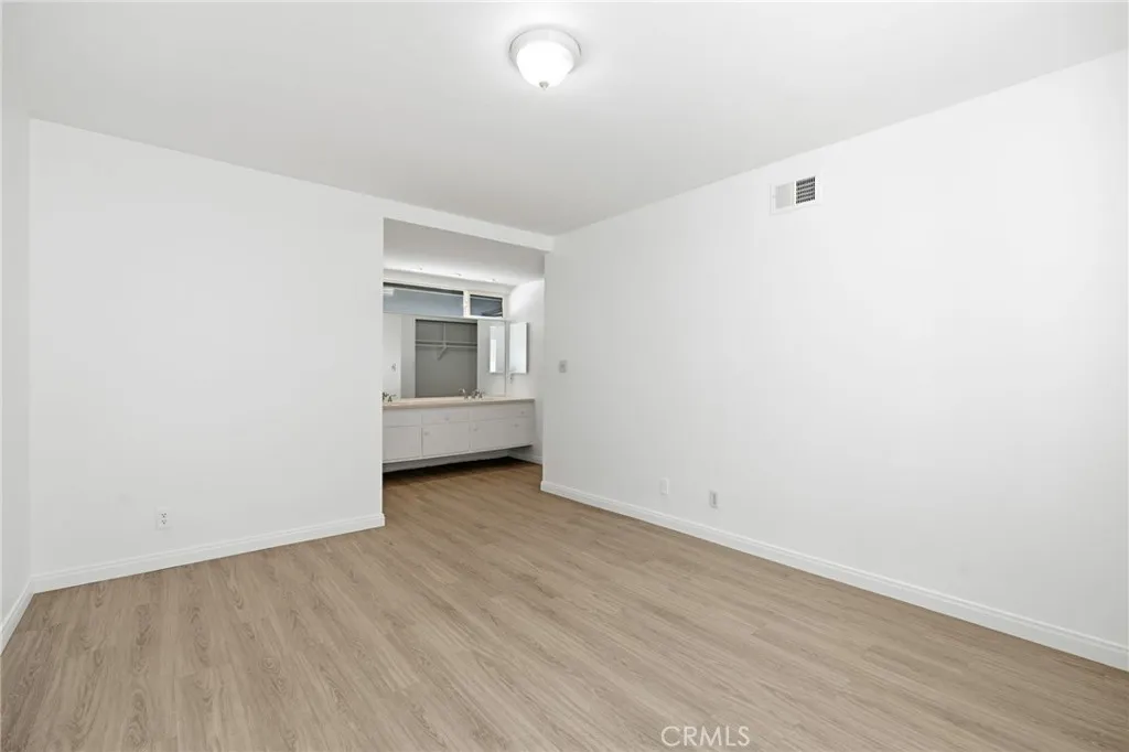 22102 Surfrider Lane, Huntington Beach, California 92646 home-pic-9