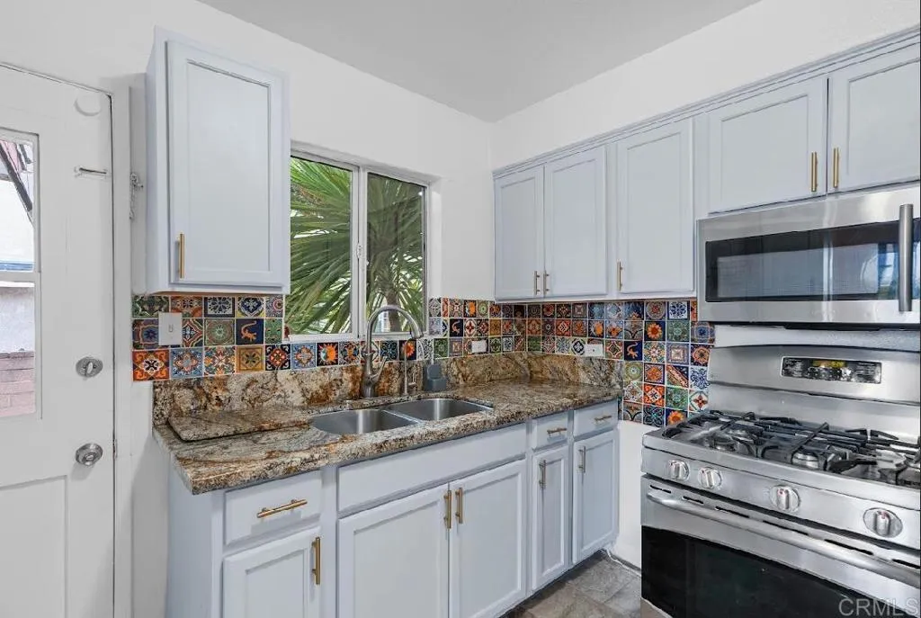 3964 Delta Street, San Diego, California 92113 home-pic-7