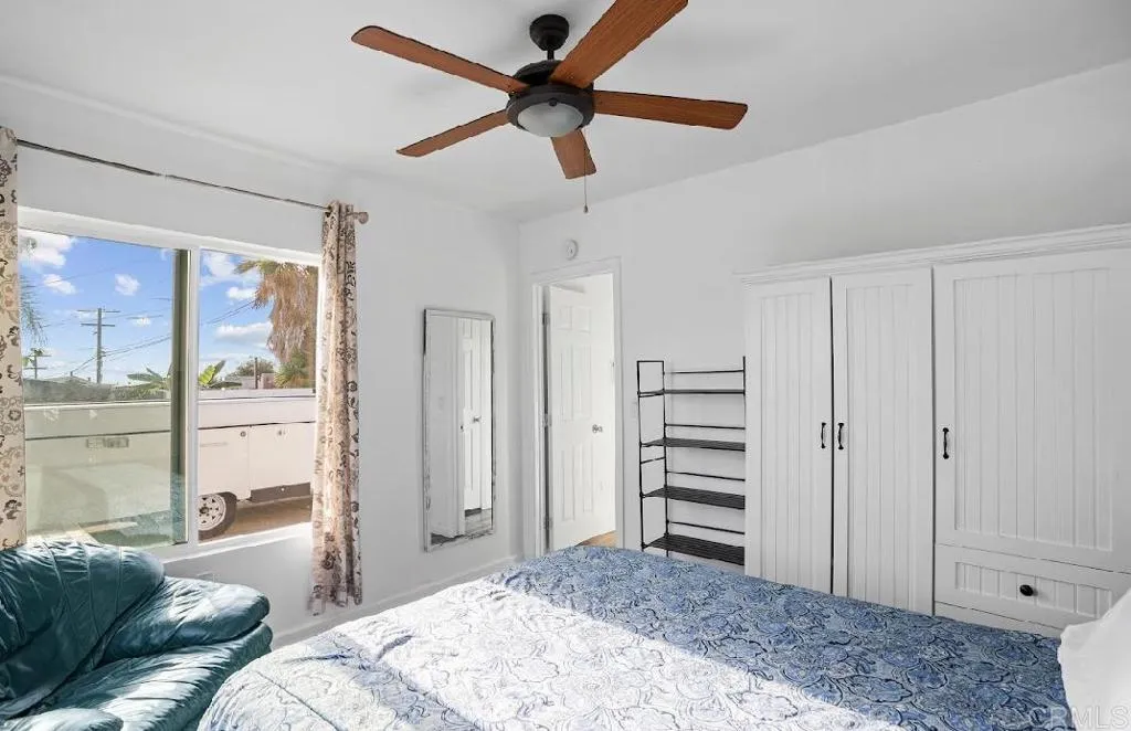 3964 Delta Street, San Diego, California 92113 home-pic-25