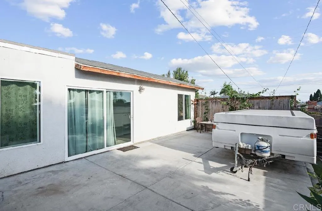 3964 Delta Street, San Diego, California 92113 home-pic-28