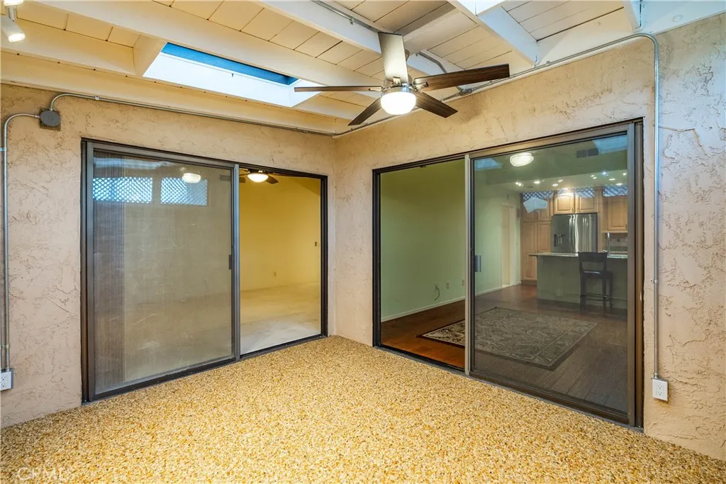 2904 W J4 Avenue, Lancaster, California 93536 home-pic-32