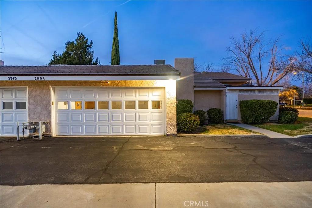 2904 W J4 Avenue, Lancaster, California 93536 home-pic-36