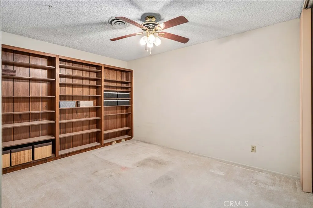 2904 W J4 Avenue, Lancaster, California 93536 home-pic-25