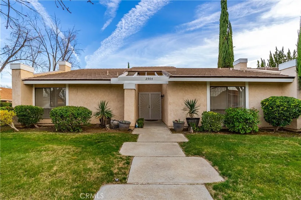 2904 W J4 Avenue, Lancaster, California 93536 home-pic-46