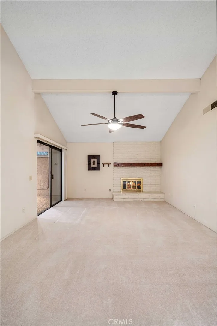 2904 W J4 Avenue, Lancaster, California 93536 home-pic-7