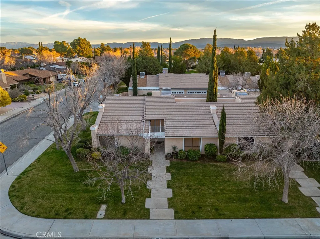 2904 W J4 Avenue, Lancaster, California 93536 home-pic-38