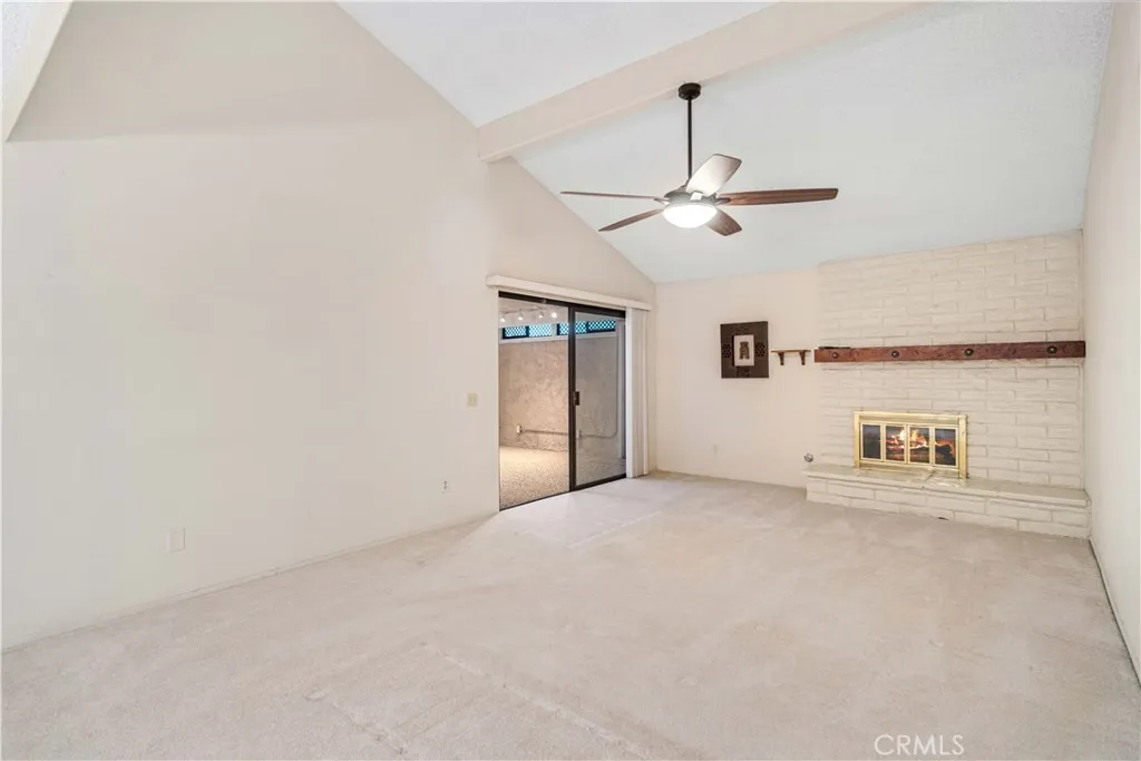 2904 W J4 Avenue, Lancaster, California 93536 home-pic-8