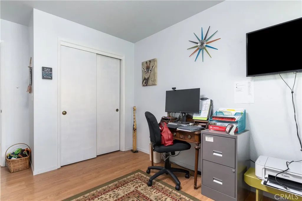 1st bedroom