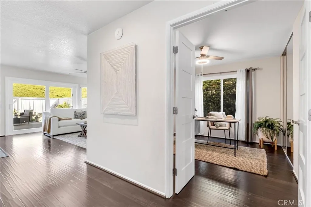 2144 Camino Laurel, San Clemente, California 92673 home-pic-20