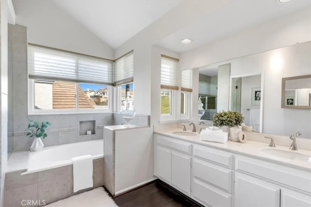 2144 Camino Laurel, San Clemente, California 92673 home-pic-28